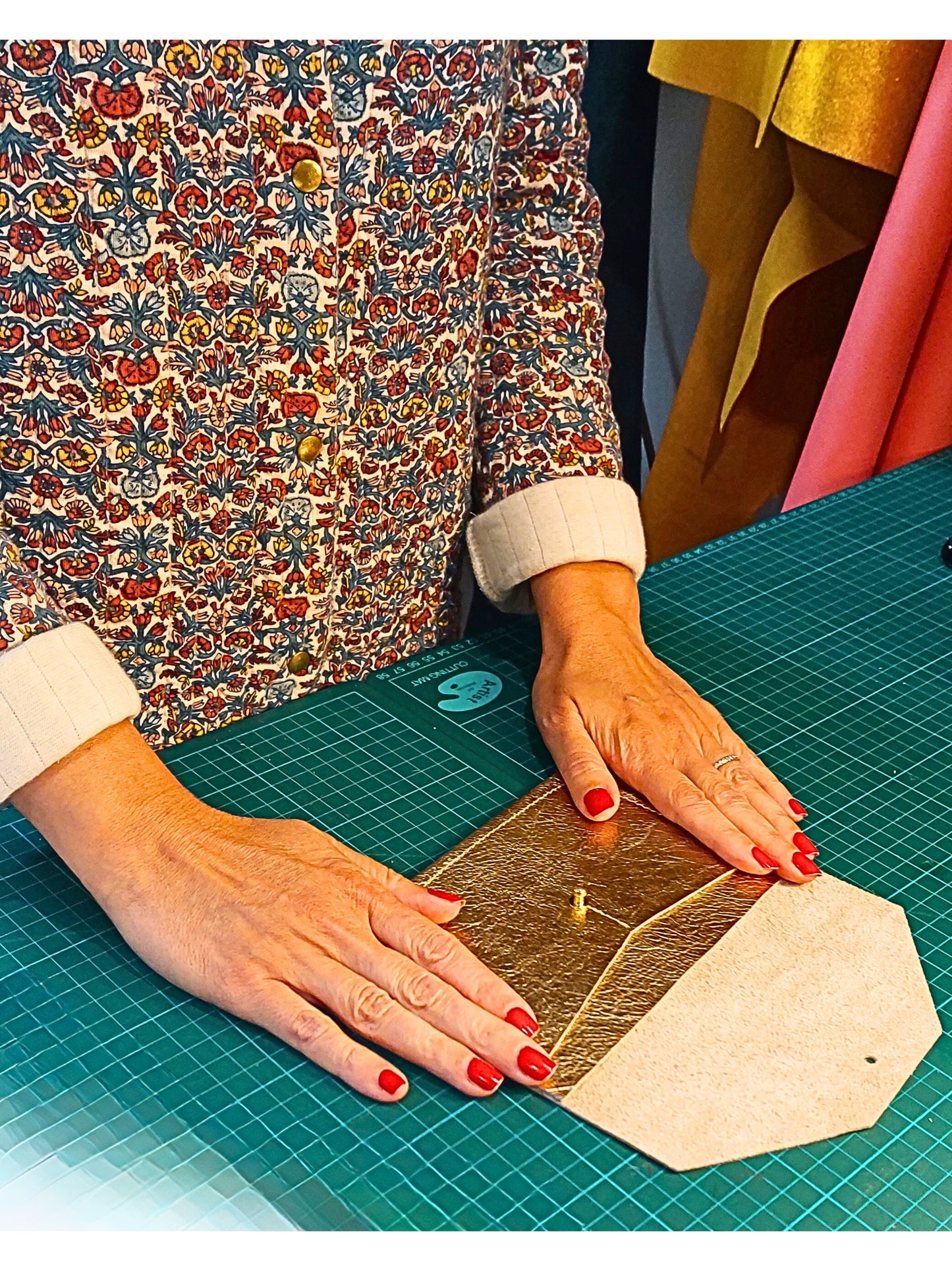 Carte cadeau atelier fabriquez votre petite maroquinerie