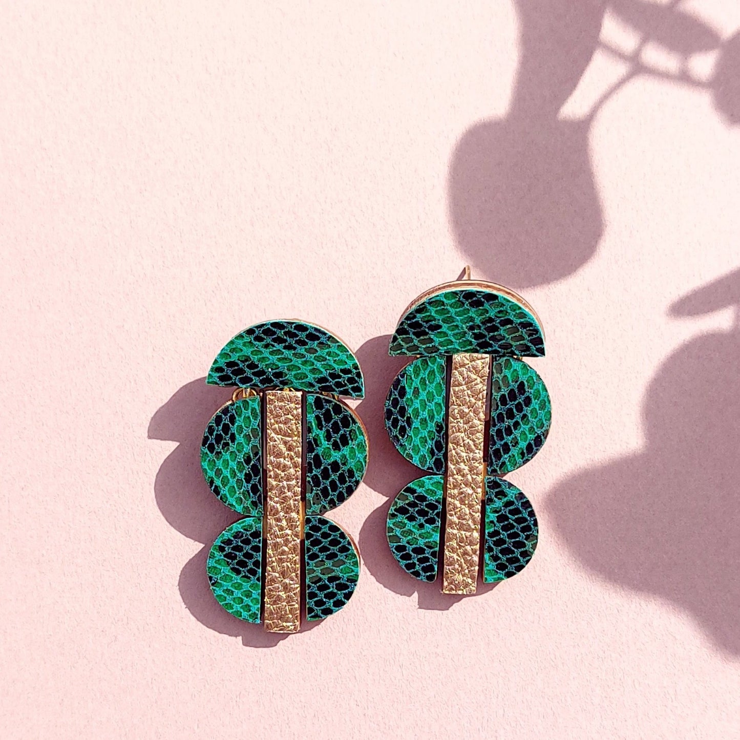BOUCLES D'OREILLES MI CUIR MIX
