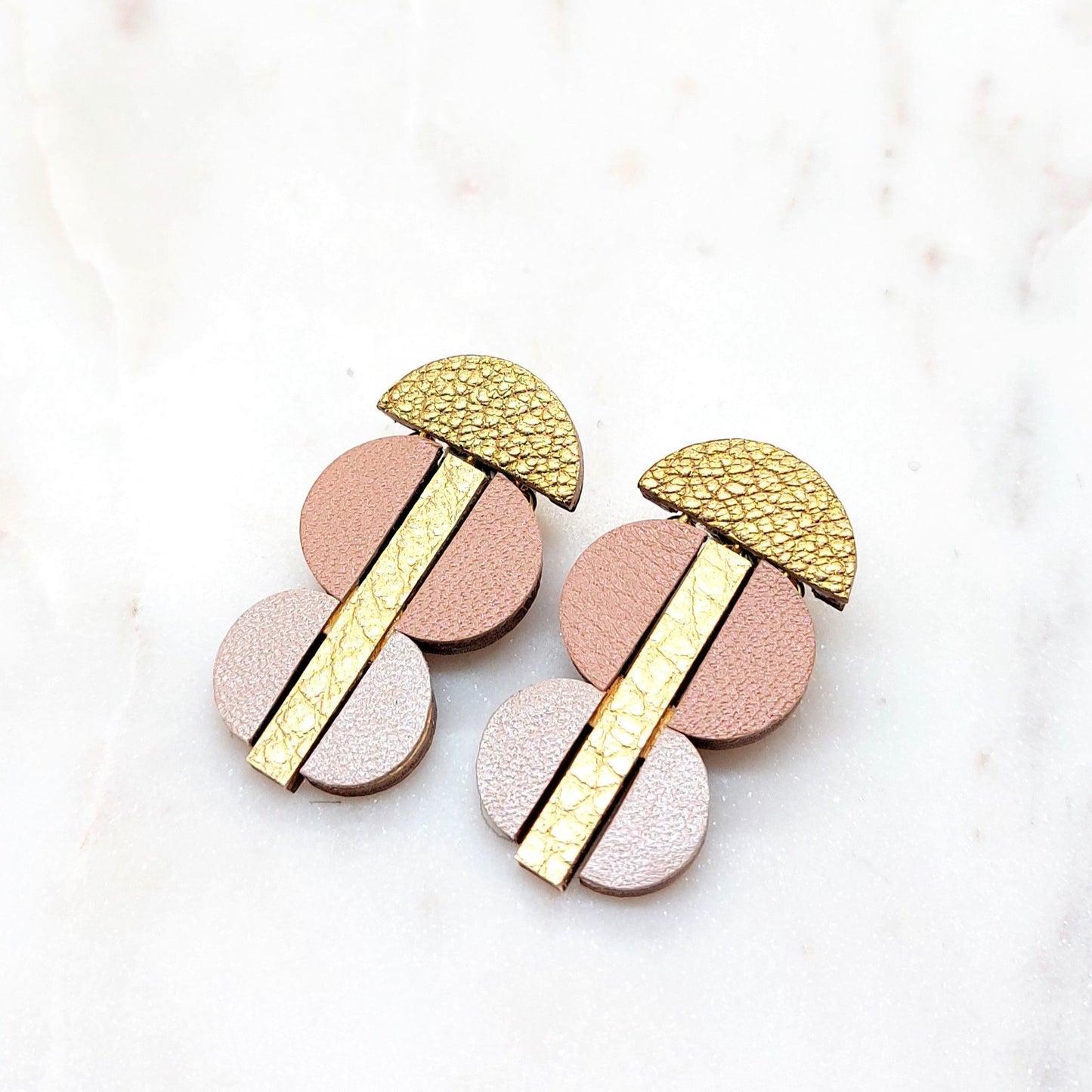 BOUCLES D'OREILLES MI CUIR MIX