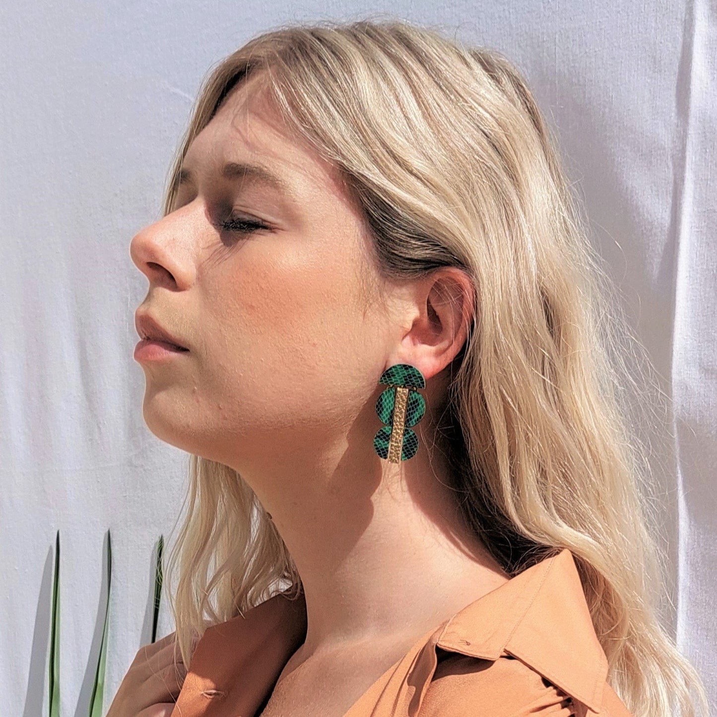 BOUCLES D'OREILLES MI CUIR MIX